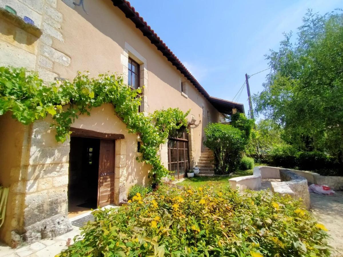 Grande Villa Au Coeur De La Dordogne Paussac-et-Saint-Vivien Exterior foto